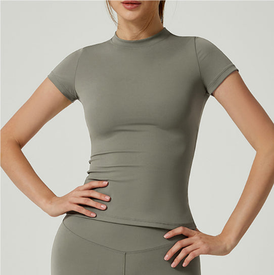 Crew-neck Form-fitting Slimming Short-sleeve Tailored Shorts With Pockets